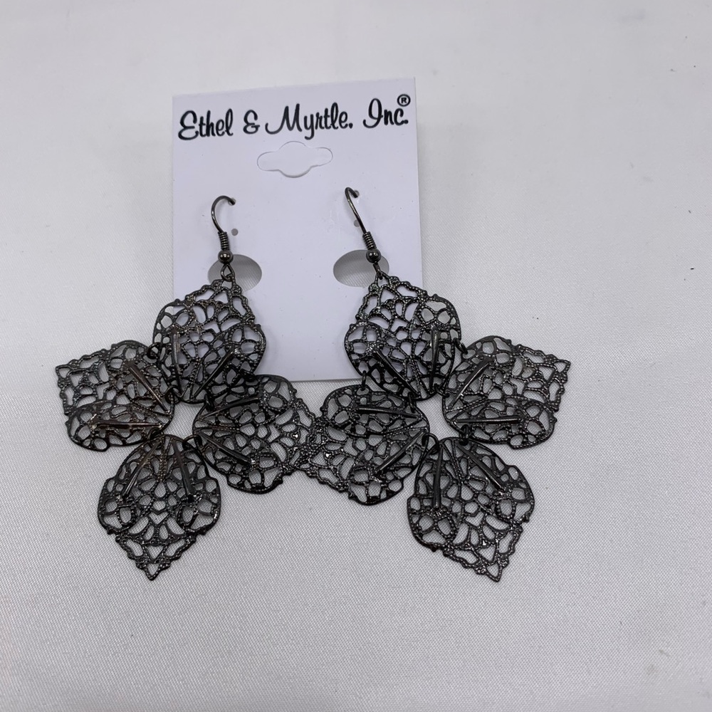 Earrings Ethel & Myrtle Inc Dangle Brown Lace Look Lightweight New